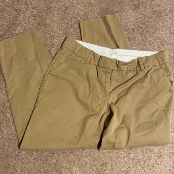 J. Crew Pants - J.Crew khaki capri size 4